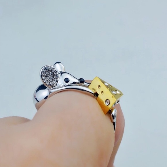 KATE SPADE • Year Of The Rat Wrap Ring - Picture 4 of 5
